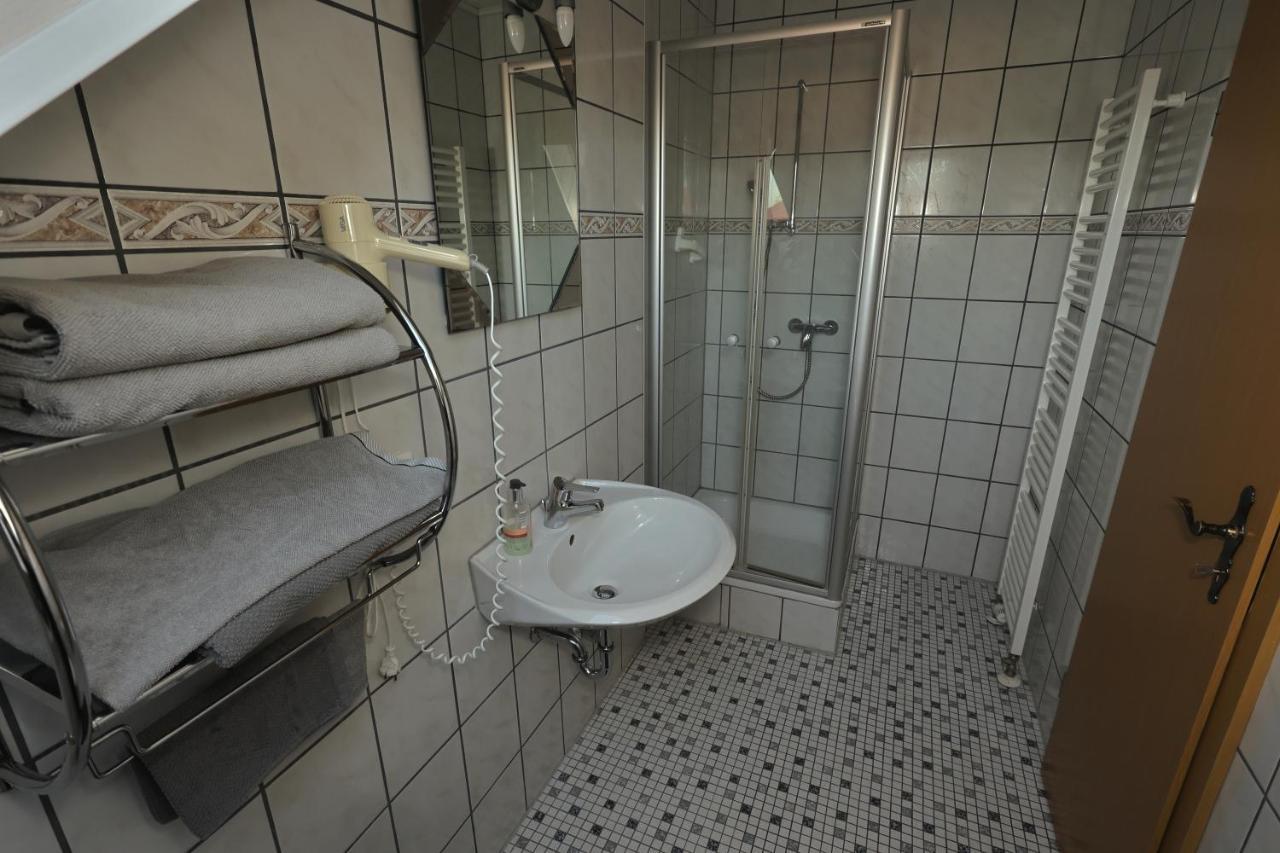 Pension Zum Paradies Harthausen  Екстериор снимка
