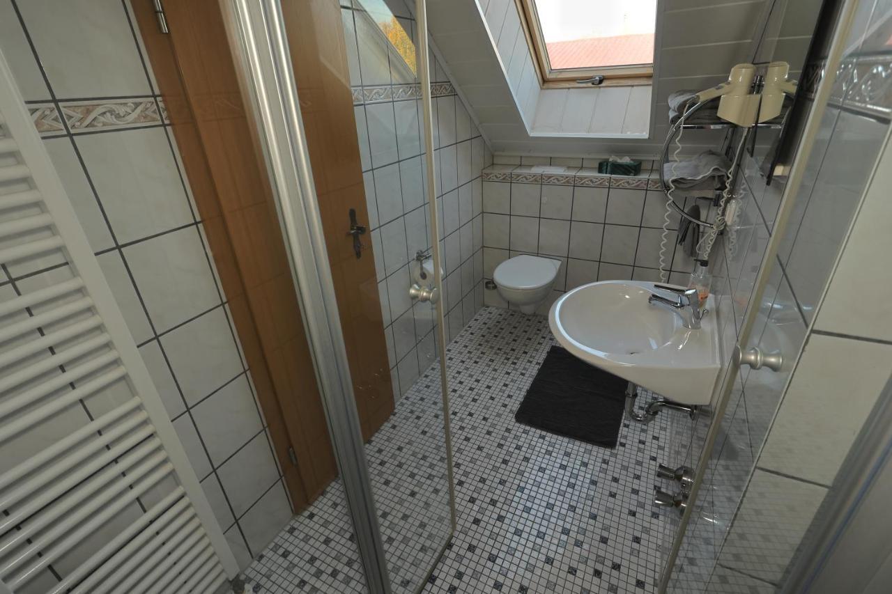 Pension Zum Paradies Harthausen  Екстериор снимка