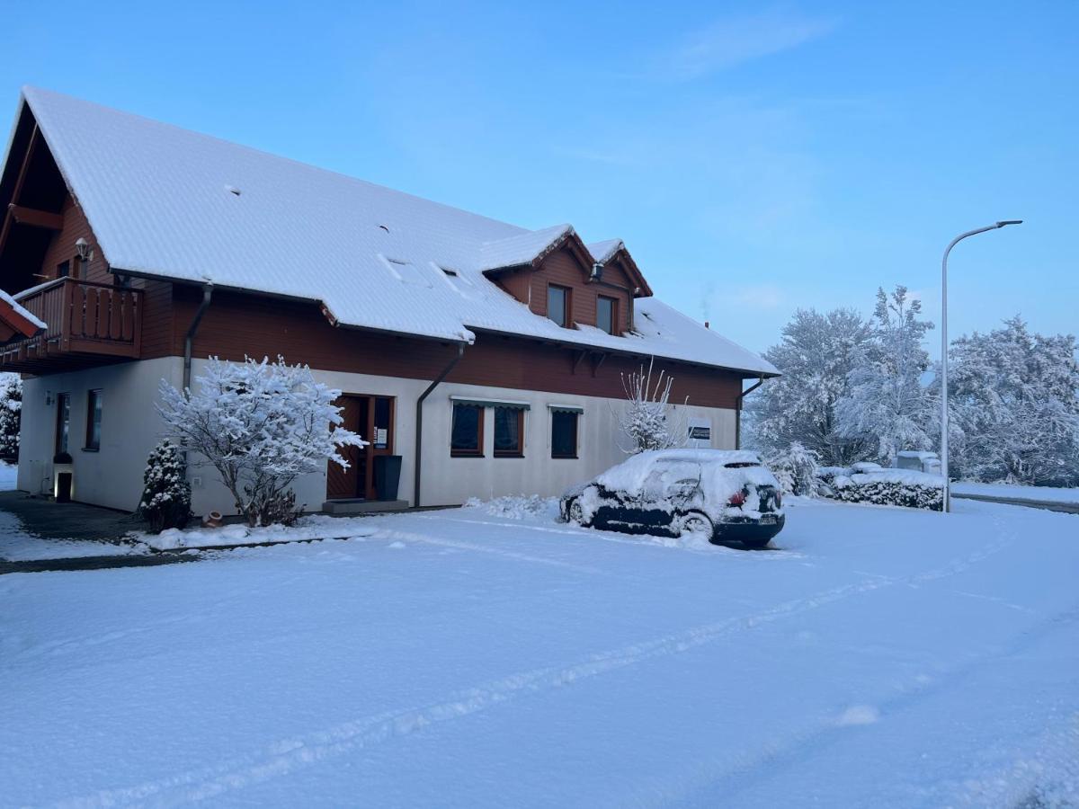Pension Zum Paradies Harthausen  Екстериор снимка