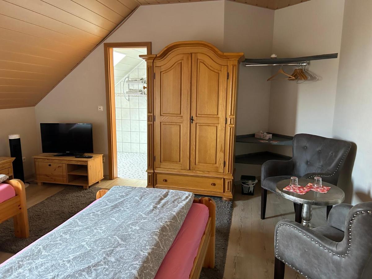 Pension Zum Paradies Harthausen  Екстериор снимка